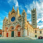 Appartamento Con Terrazza Privata Nel Cuore Di Siena